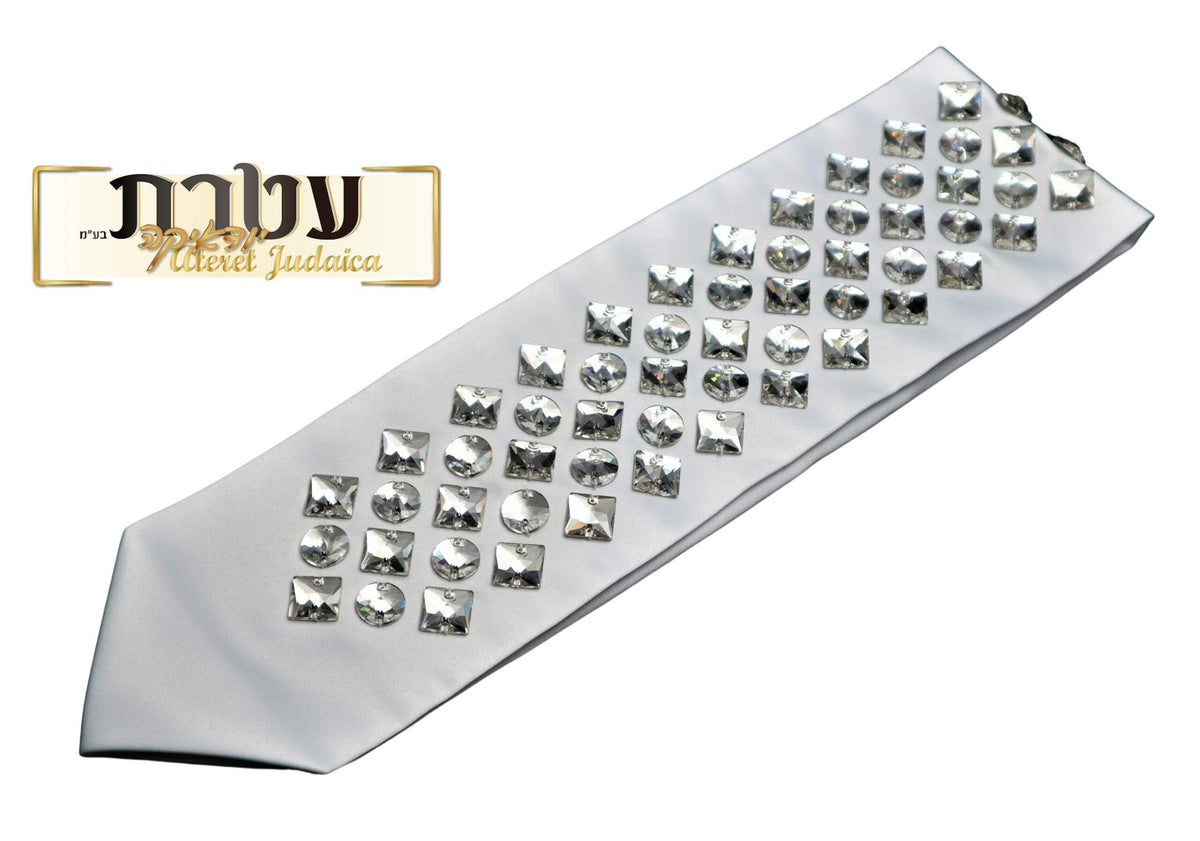 עטרה מהודרת עם אבני קריסטל גדולות